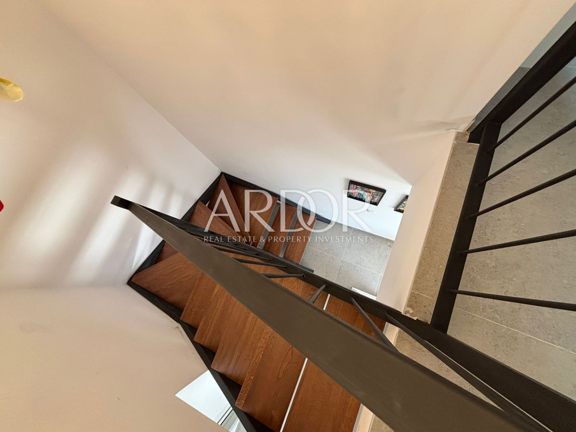 Flat For sale -  Vojak