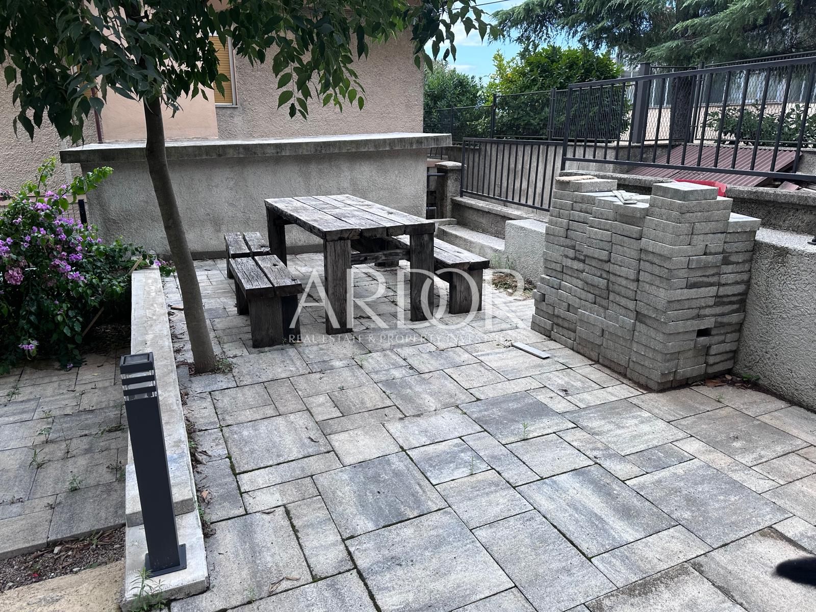 Flat For sale -  Vojak