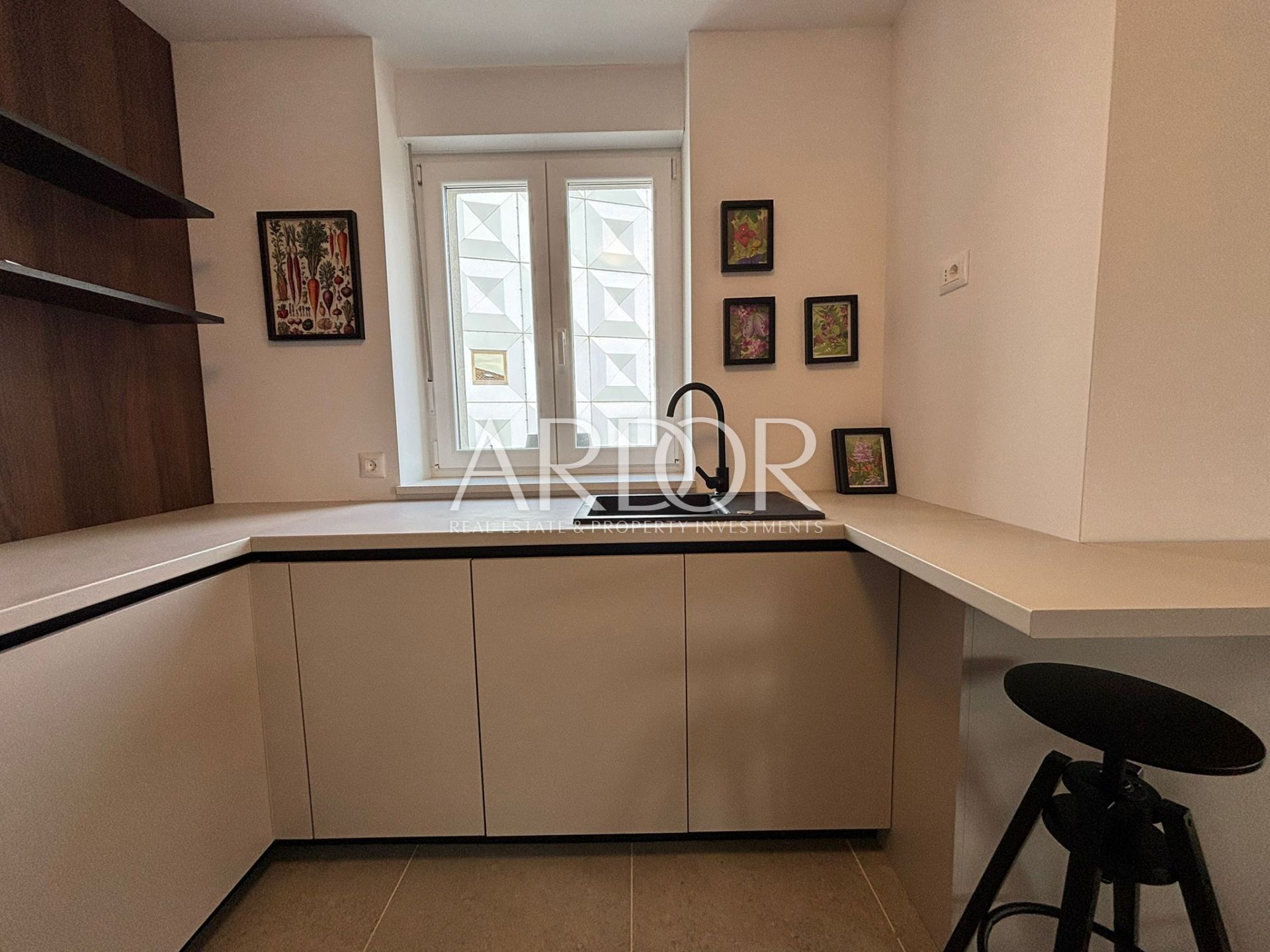 Flat For sale -  Vojak