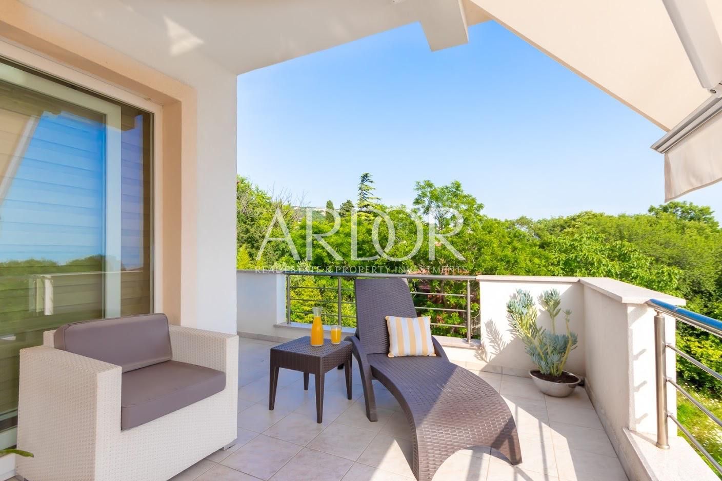 Apartma Na predaj -  Kostrena