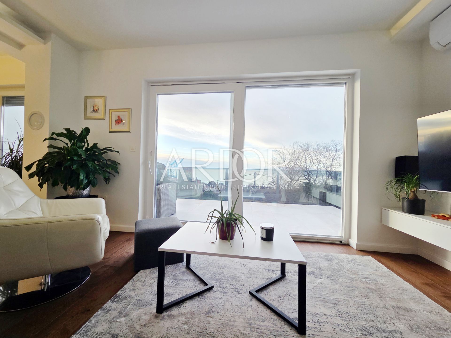 Flat For sale -  Turnić