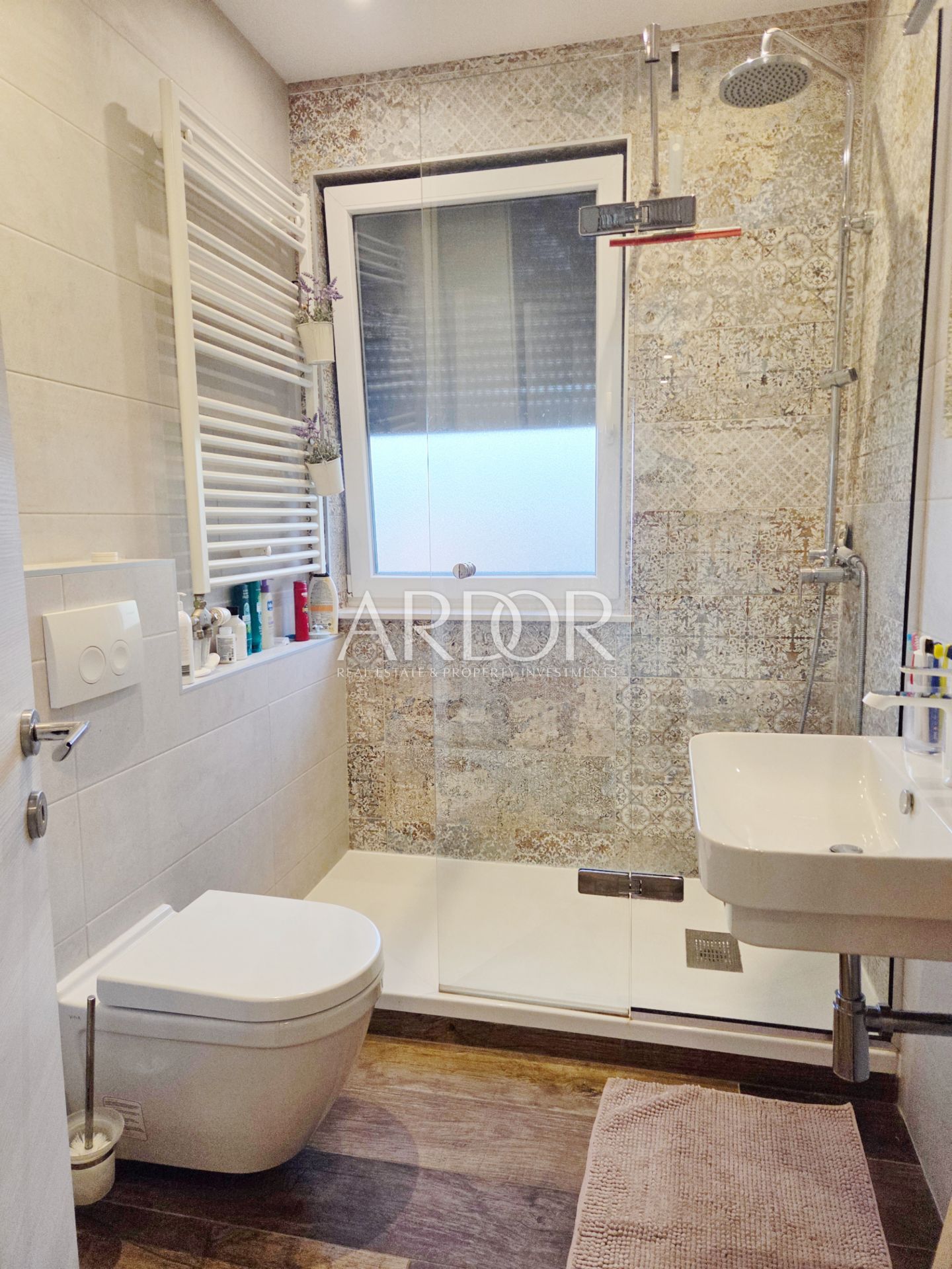 Flat For sale -  Turnić