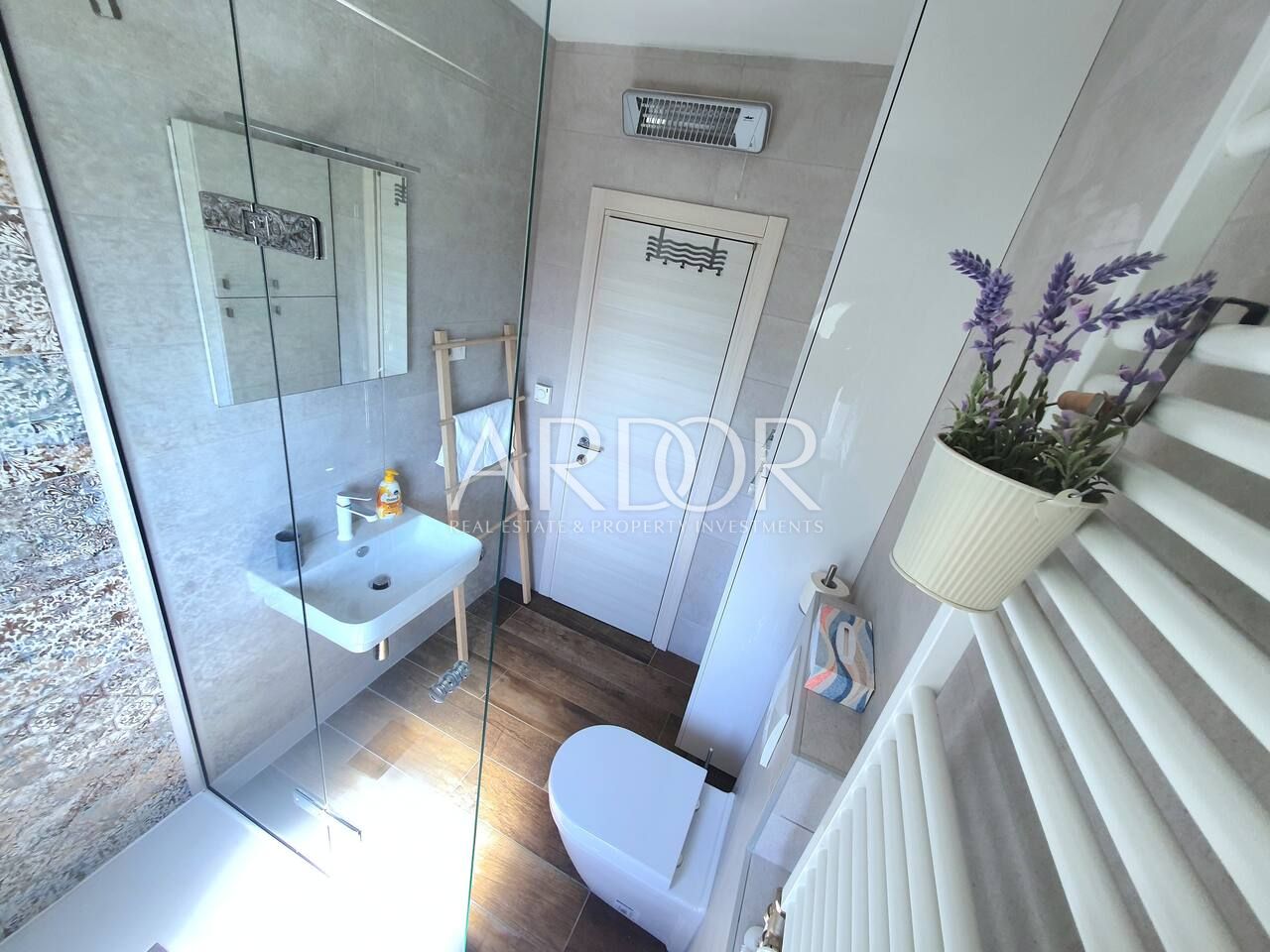 Flat For sale -  Turnić