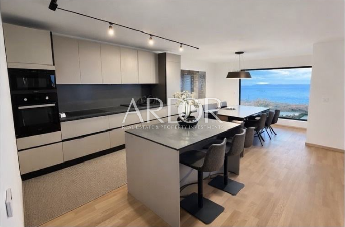 Apartmán Na predaj -  Kostrena