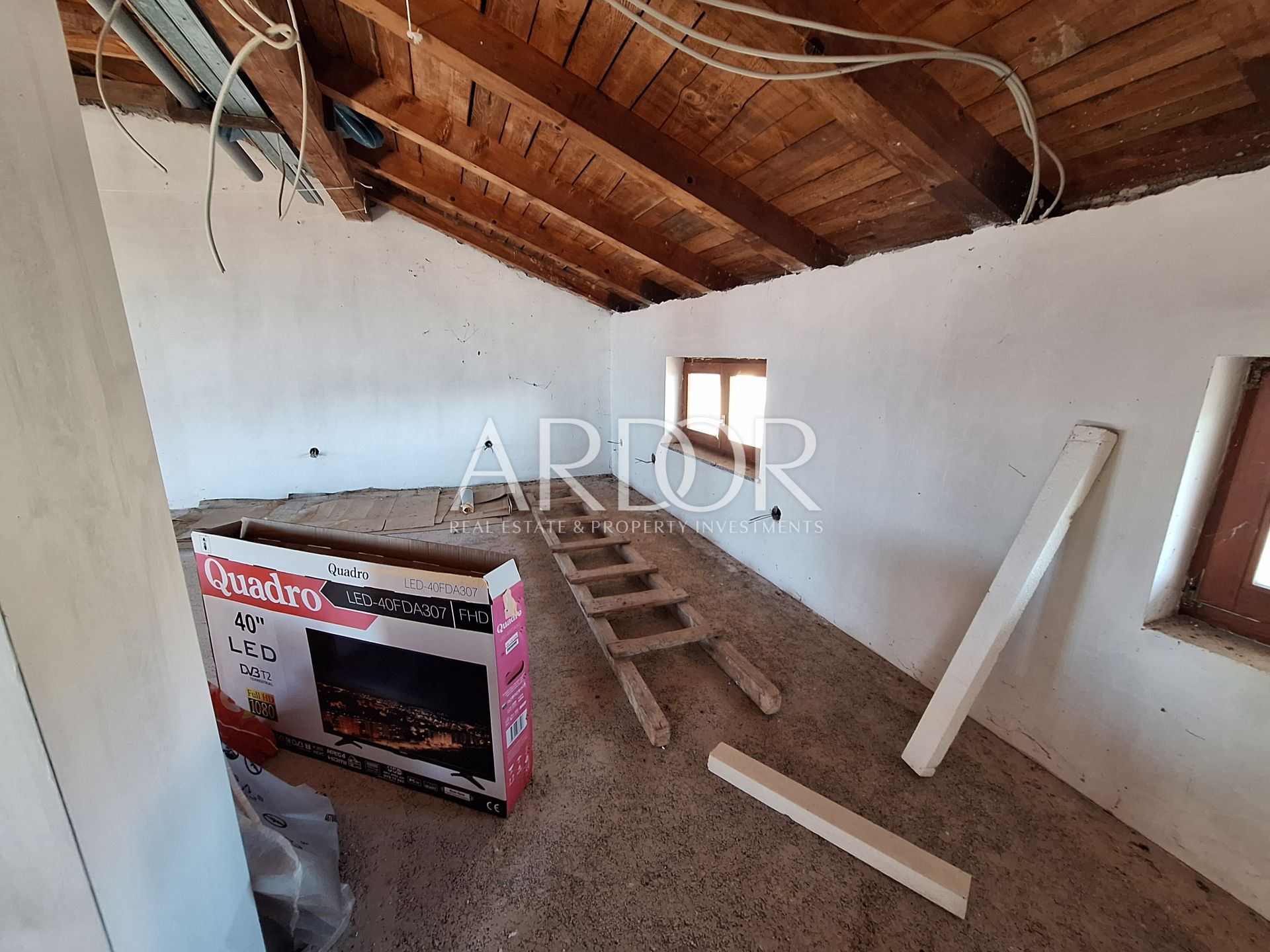 Casa In vendita -  Marinići