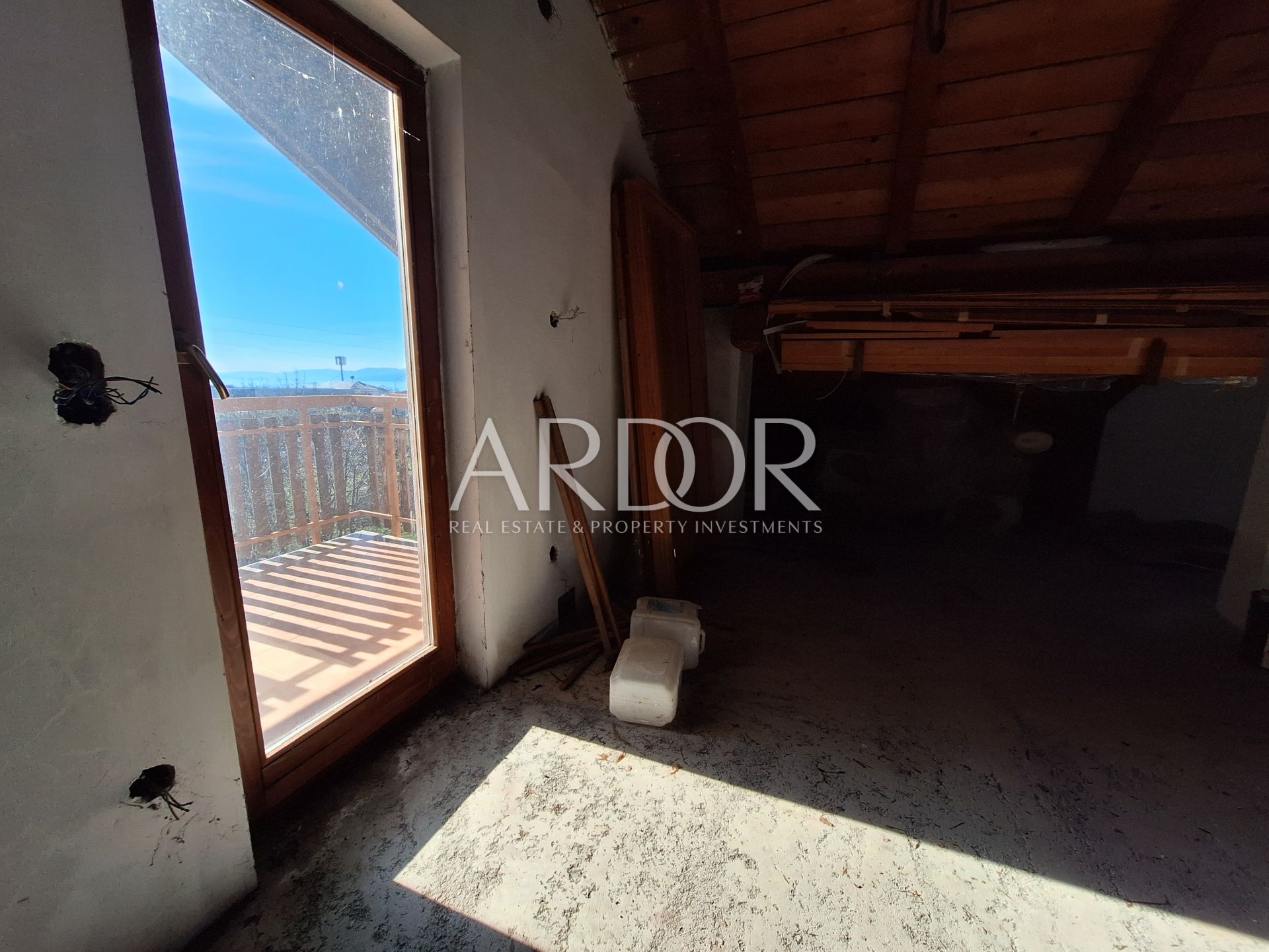 Casa In vendita -  Marinići