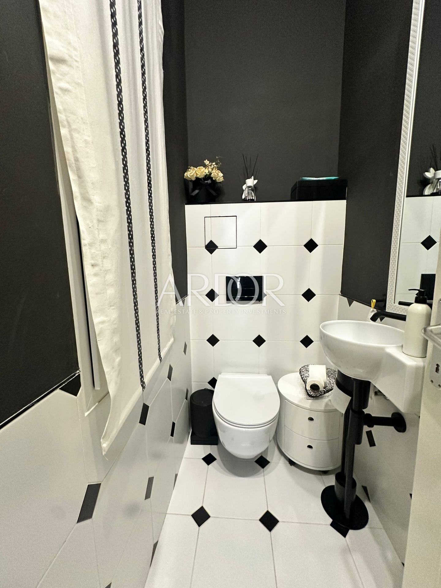 Flat For sale -  Centar