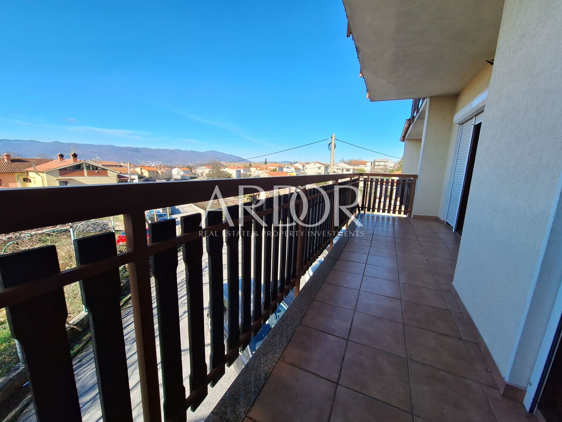 Casa In vendita - Marinići - foto 1/44