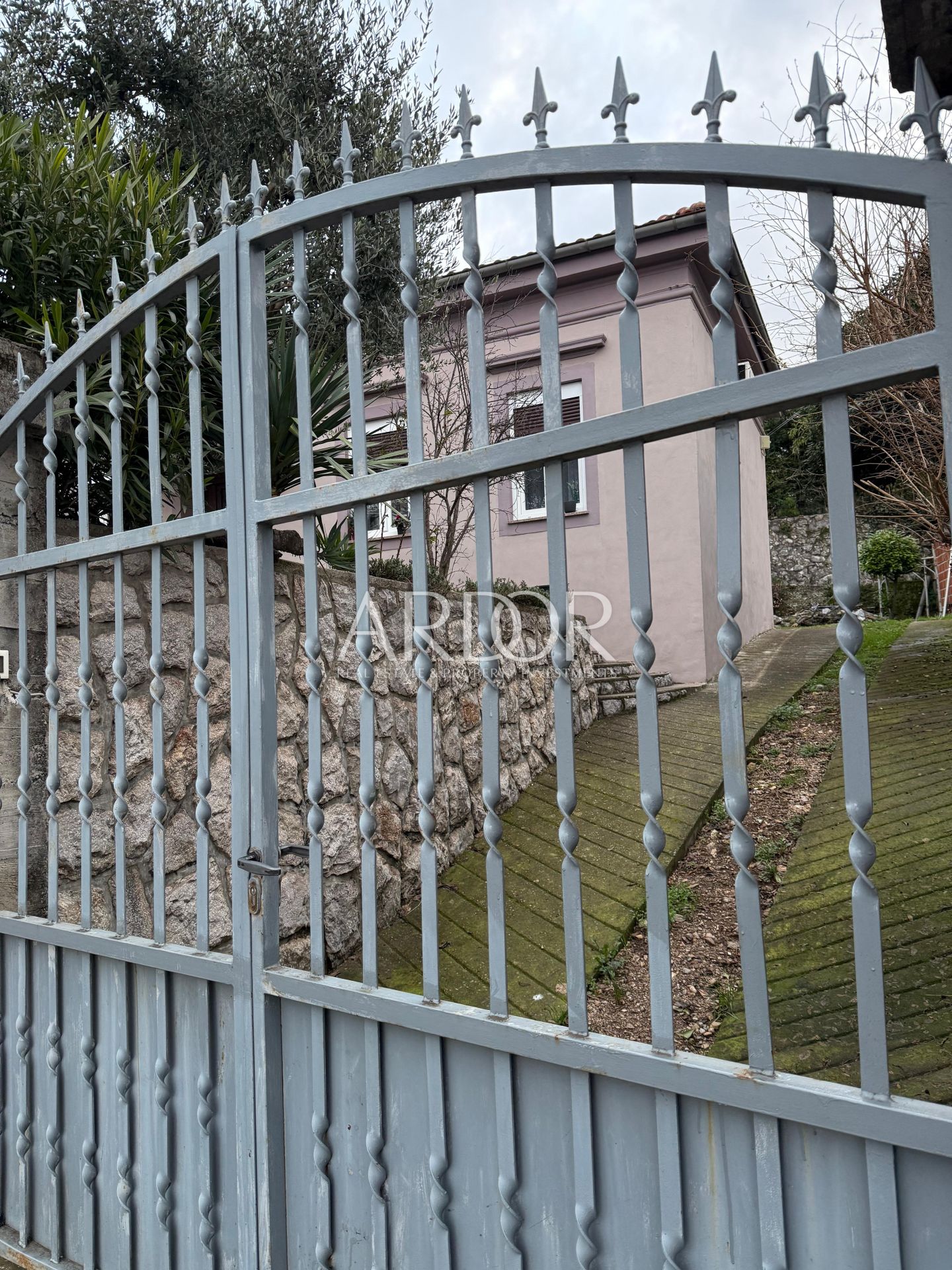 Dom Na predaj -  Podmurvice