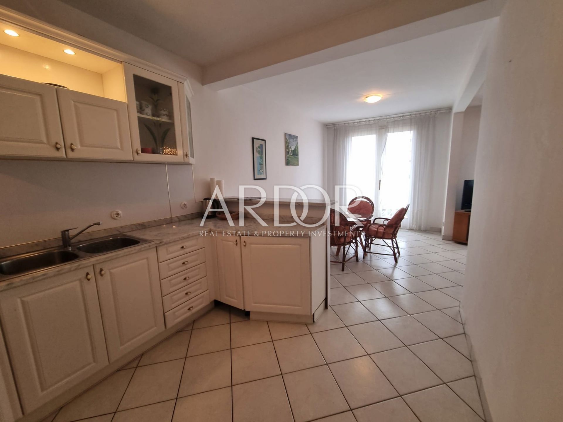 Apartment Zu verkaufen -  Njivice