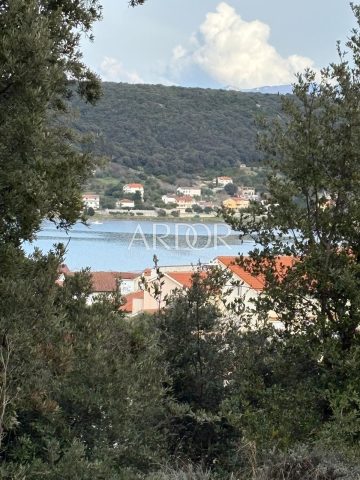 Pozemok na predaj 2000 m² – Rab