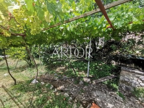 Kuća Na prodaju -  Grižane-Belgrad