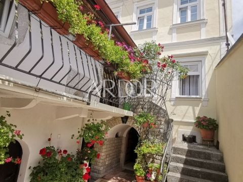 Kuća Na prodaju -  Grižane-Belgrad