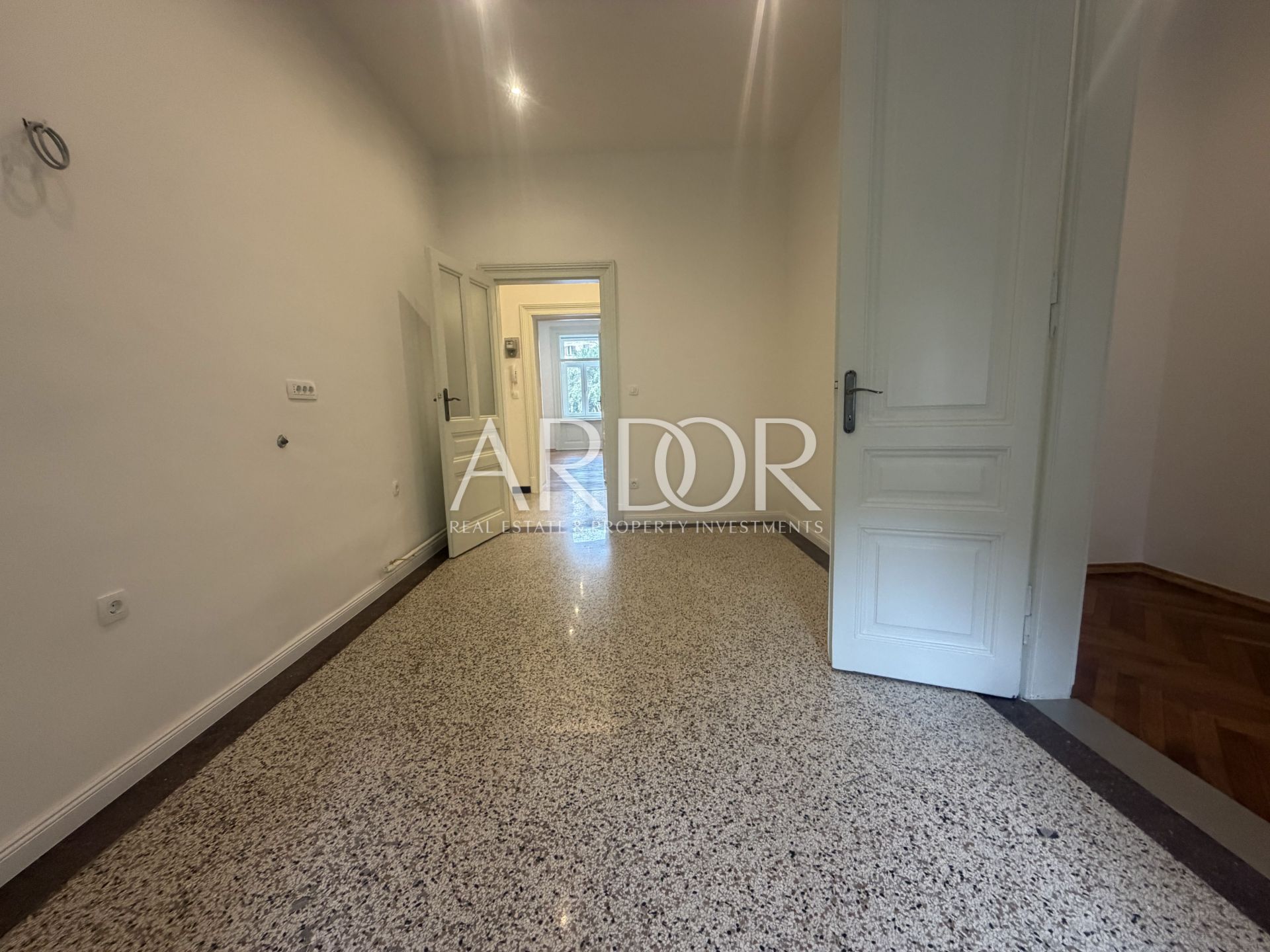 Apartment Zu verkaufen - Centar - foto 1/17