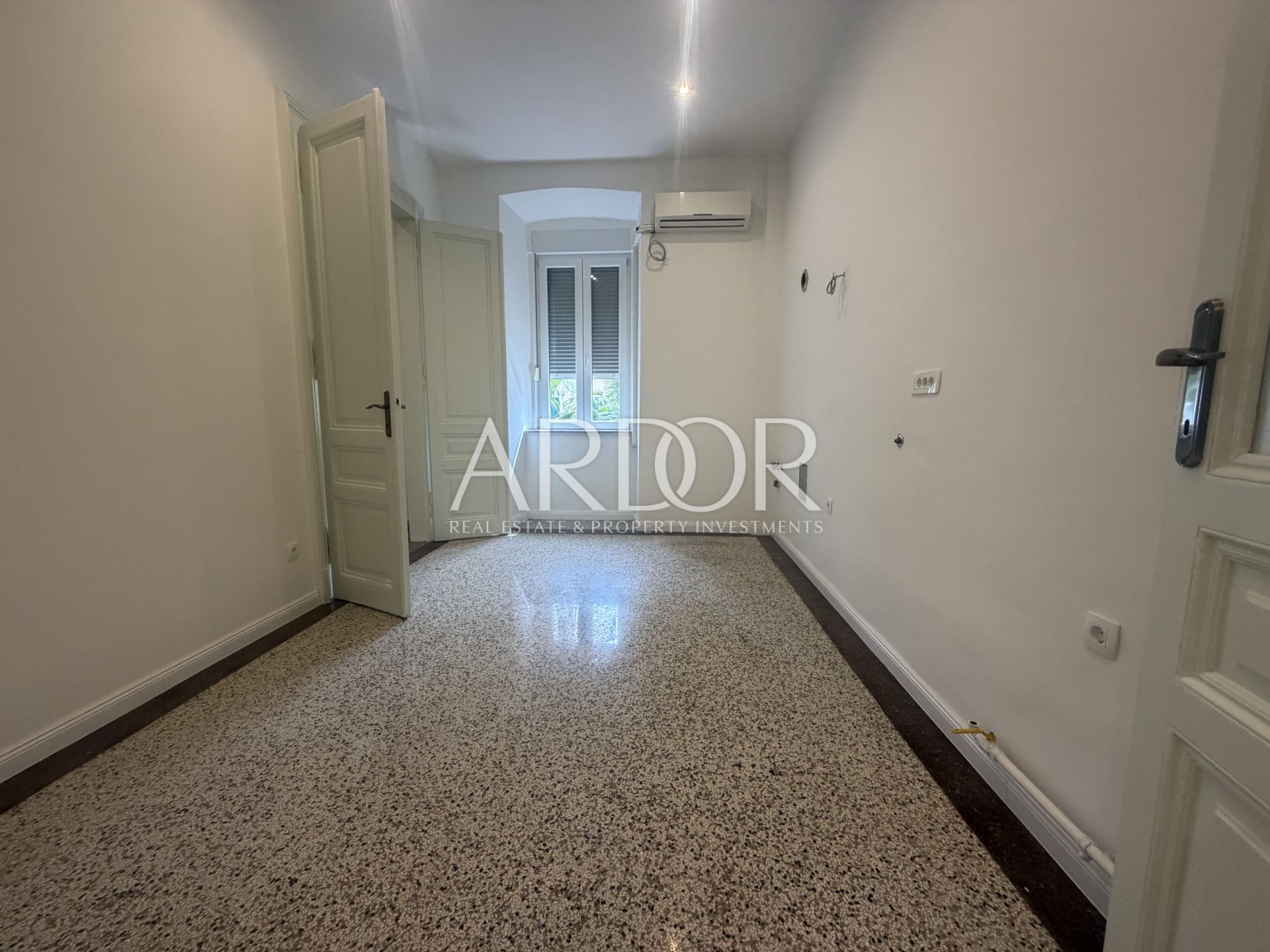 Apartment Zu verkaufen - Centar - foto 2/17