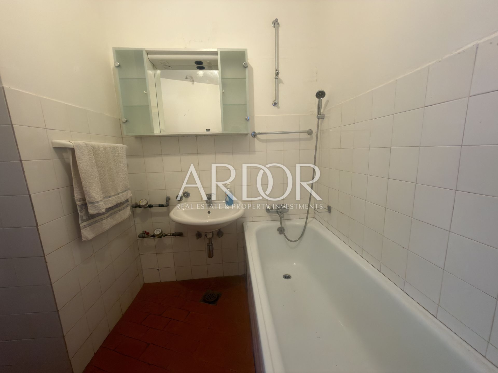 Flat For sale -  Kozala