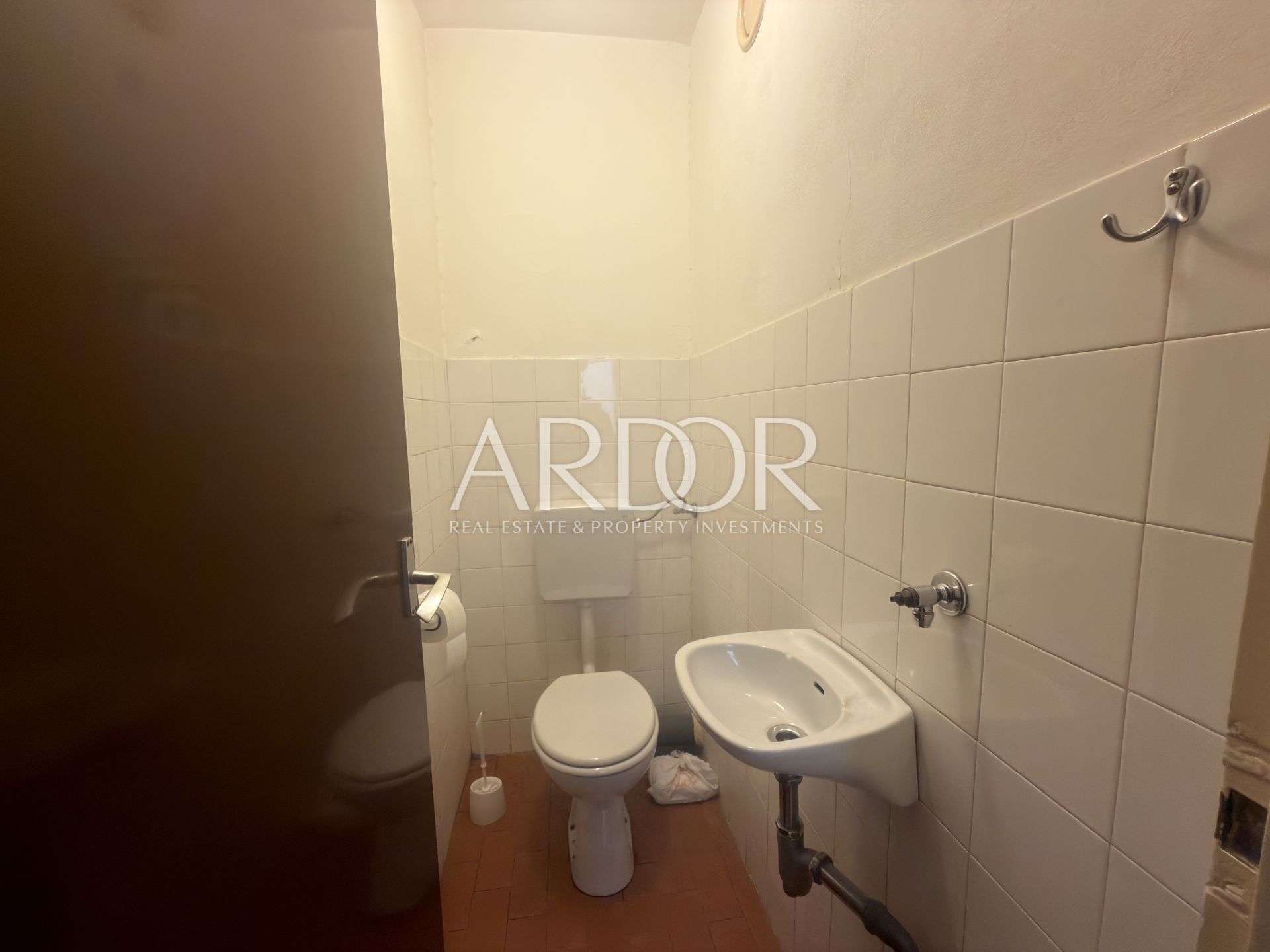 Flat For sale -  Kozala
