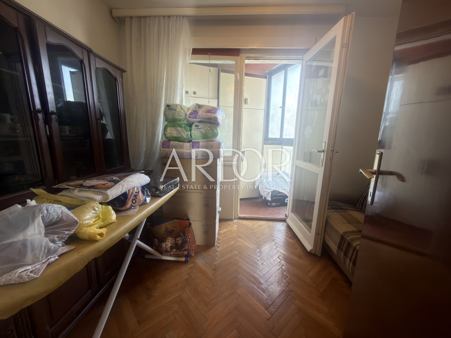 Flat For sale -  Kozala