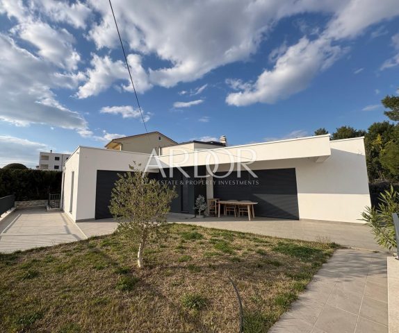 Hiša na predaj 152 m² – Rab