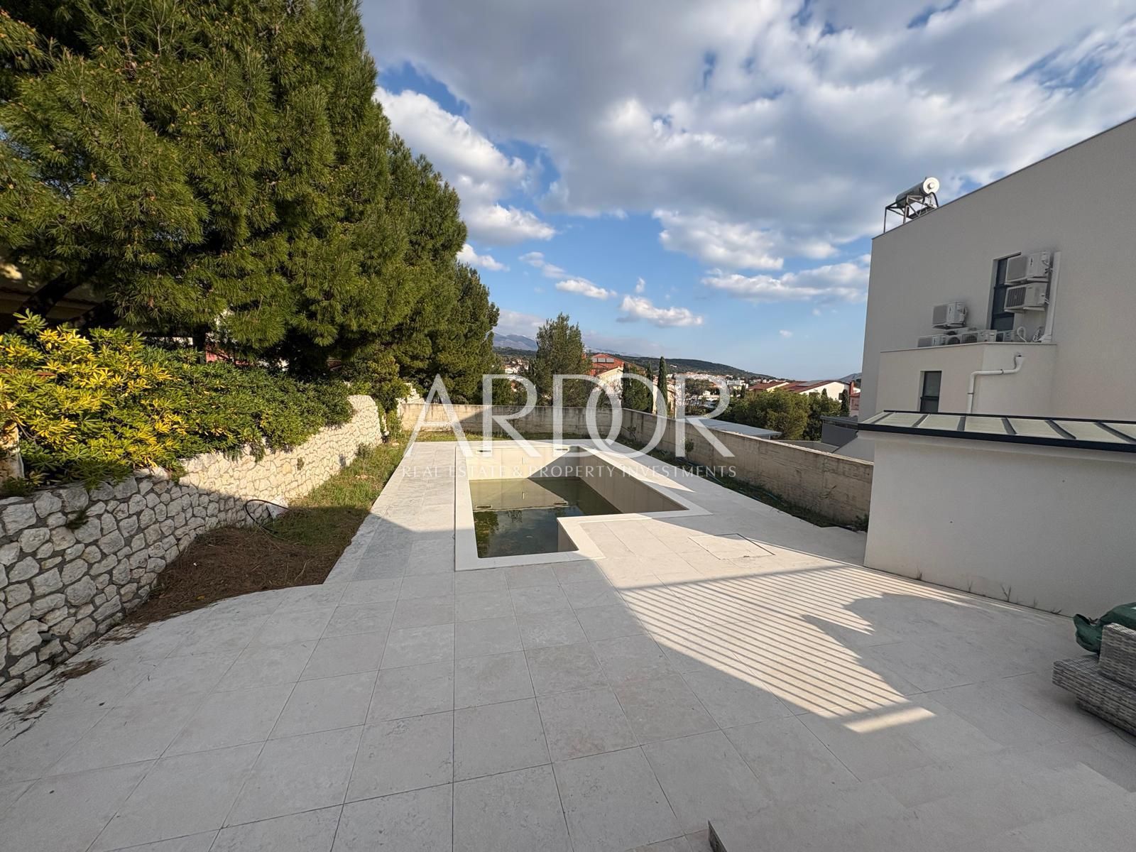 Kuća Na prodaju -  Barbat na Rabu
