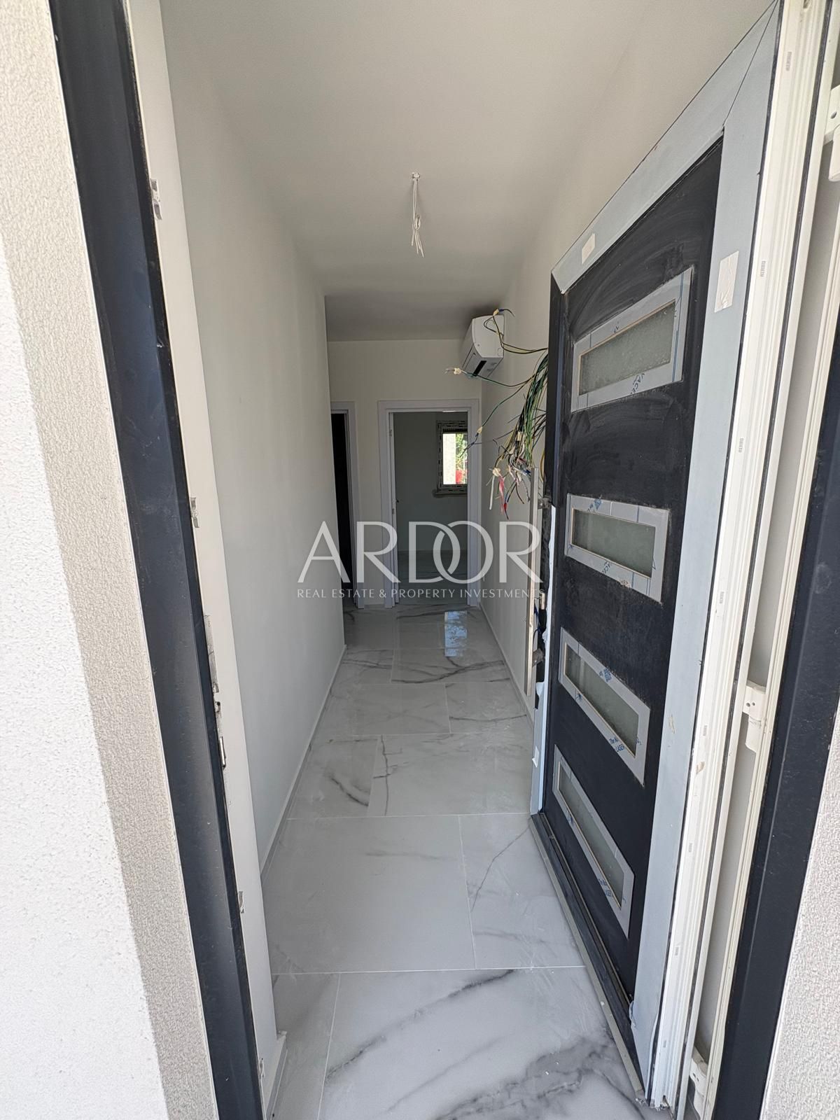 Apartma Na predaj -  Banjol