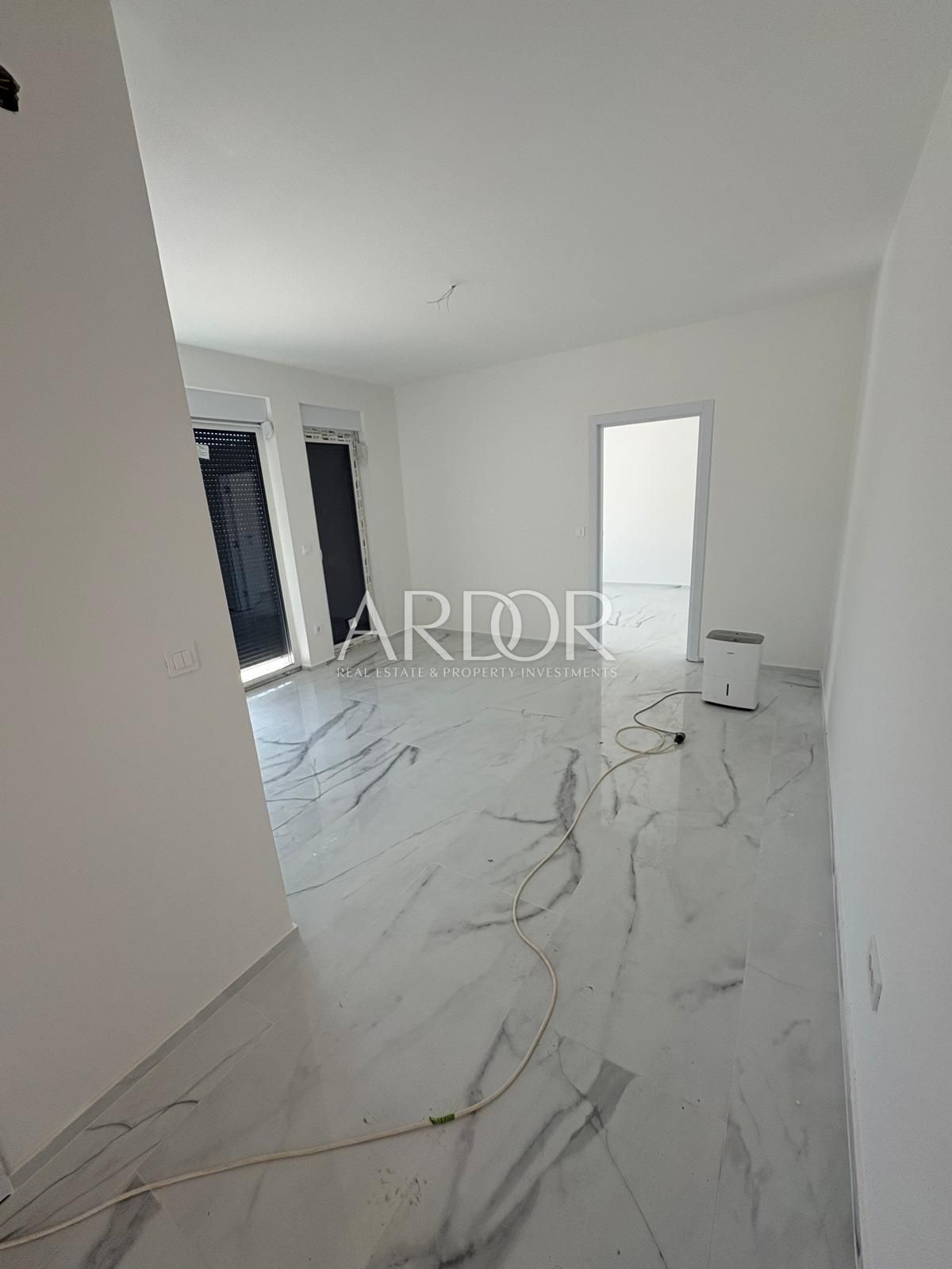 Apartma Na predaj -  Banjol