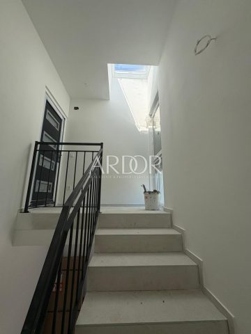 Apartmán Na predaj - Primorsko-goranska Banjol - foto 5/11