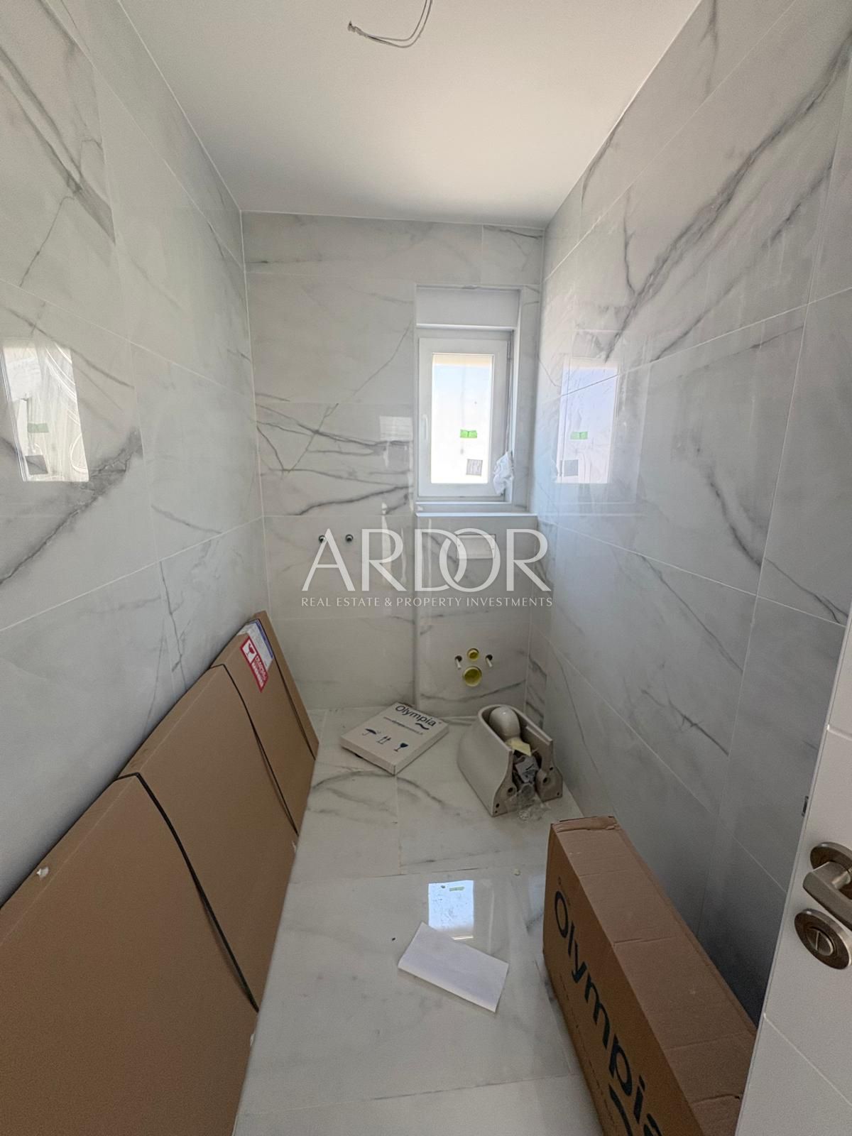 Appartement À vendre -  Banjol
