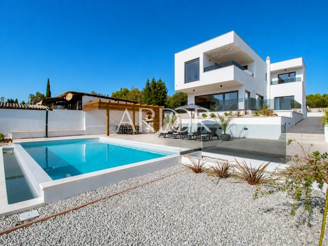 House for sale 195 m² – Medulin