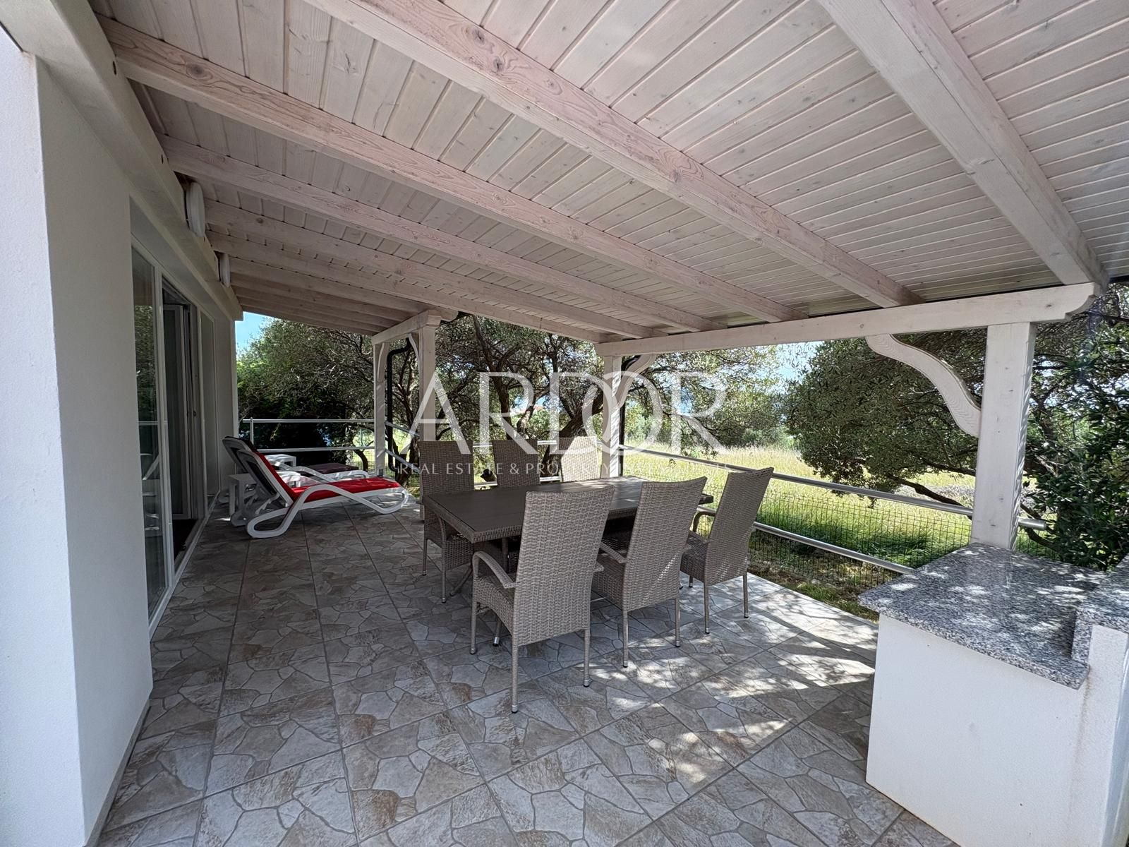 Casa In vendita -  Banjol