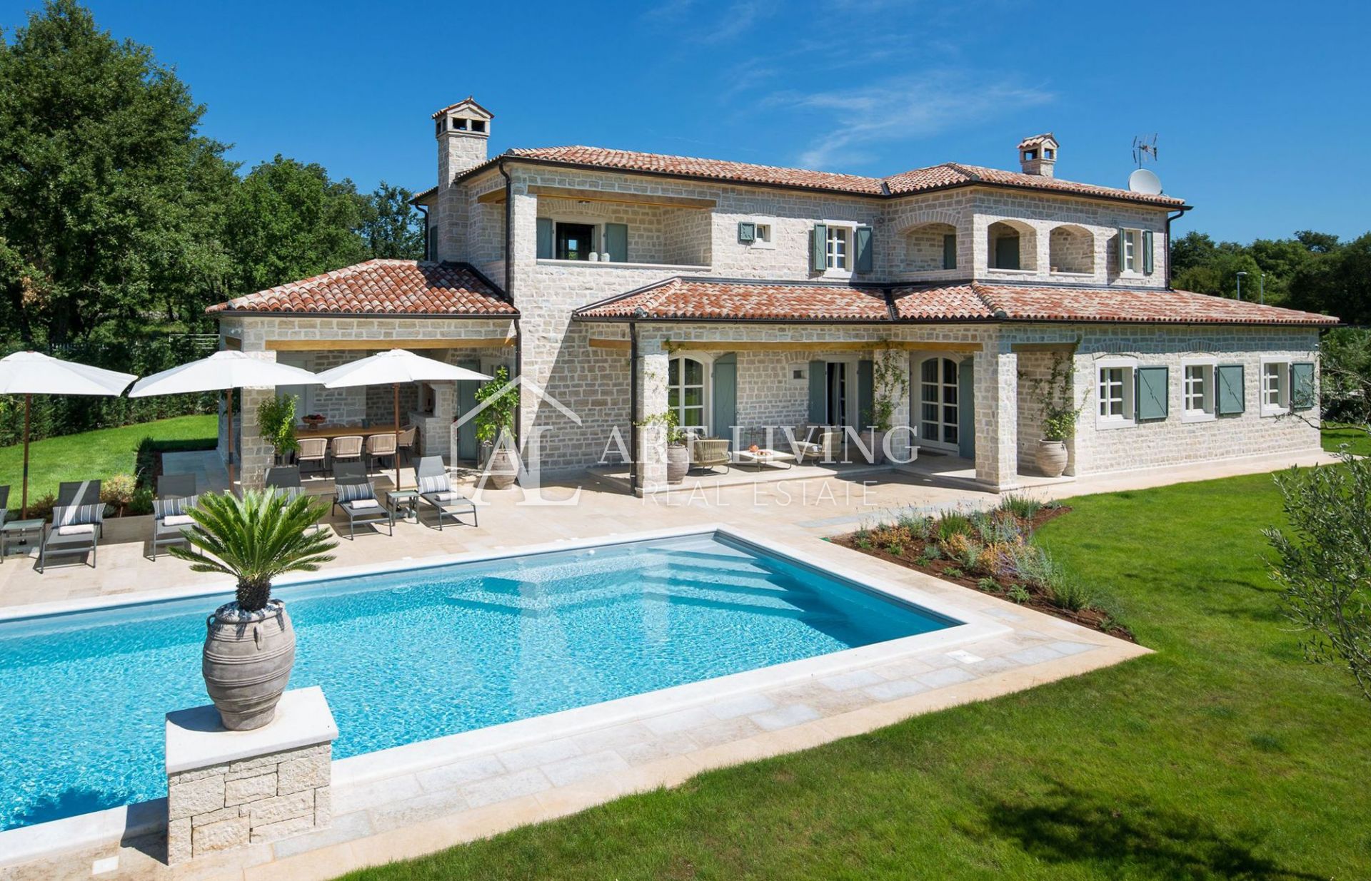 Casa In vendita - Poreč - foto 1/23