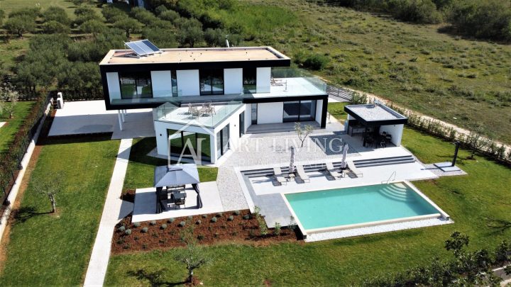 Maison à vendre 300 m² – Poreč