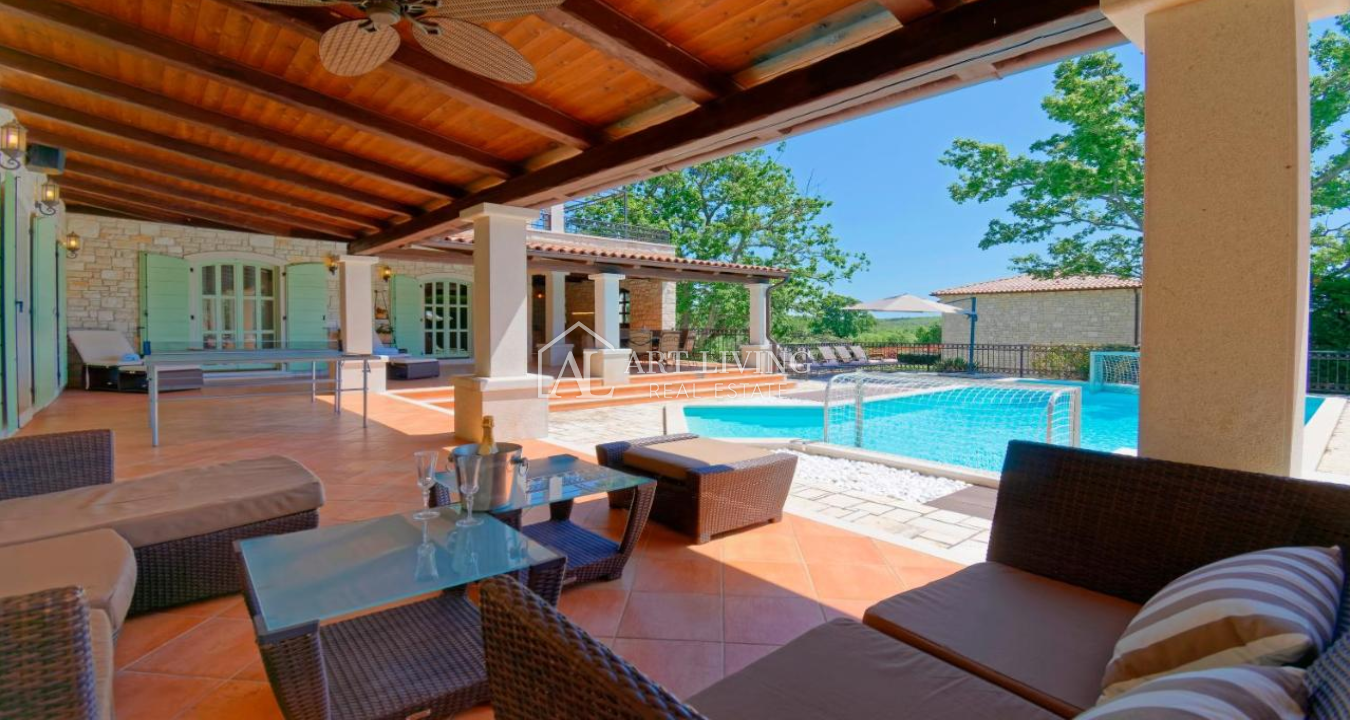 Casa In vendita -  Poreč