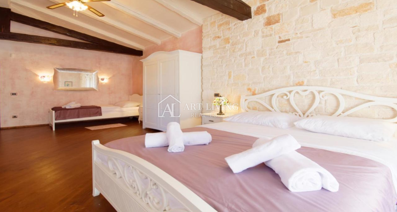 Casa In vendita -  Poreč