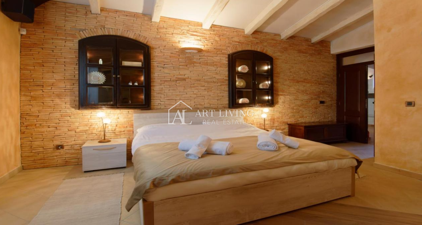 Casa In vendita -  Poreč