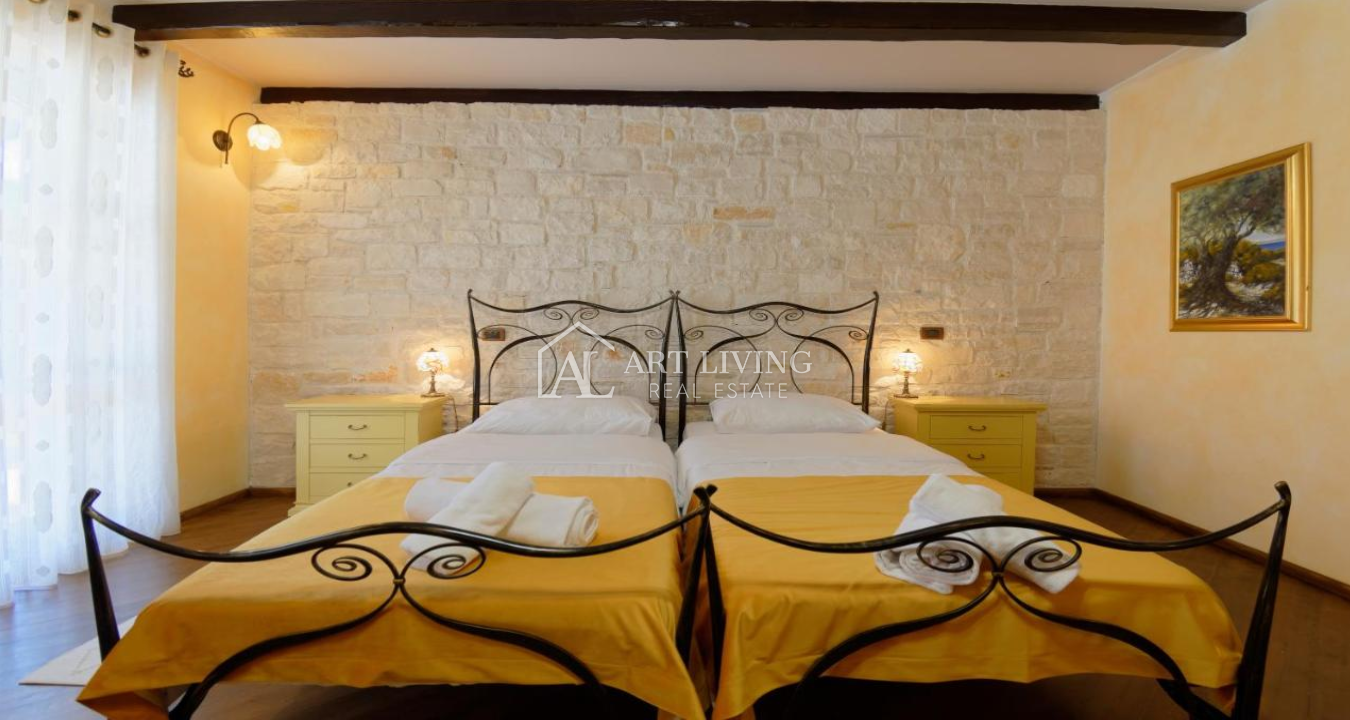 Casa In vendita -  Poreč