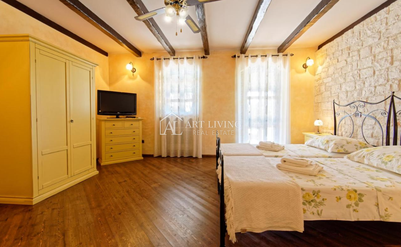 Casa In vendita -  Poreč