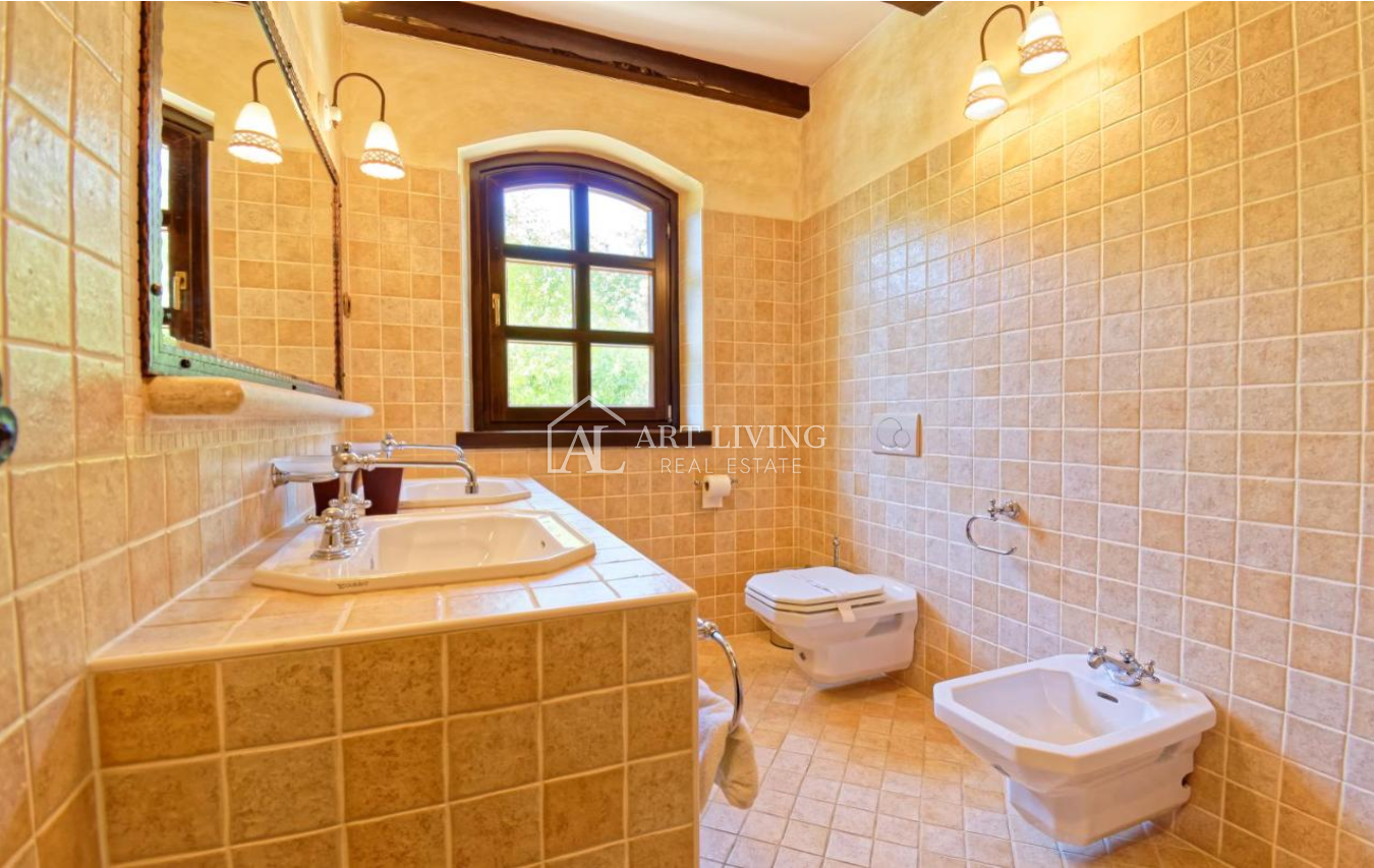 Casa In vendita -  Poreč