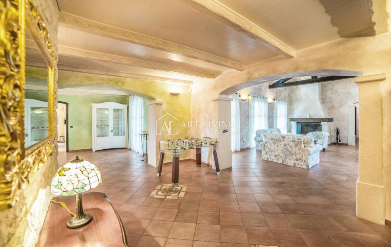 Casa In vendita -  Poreč