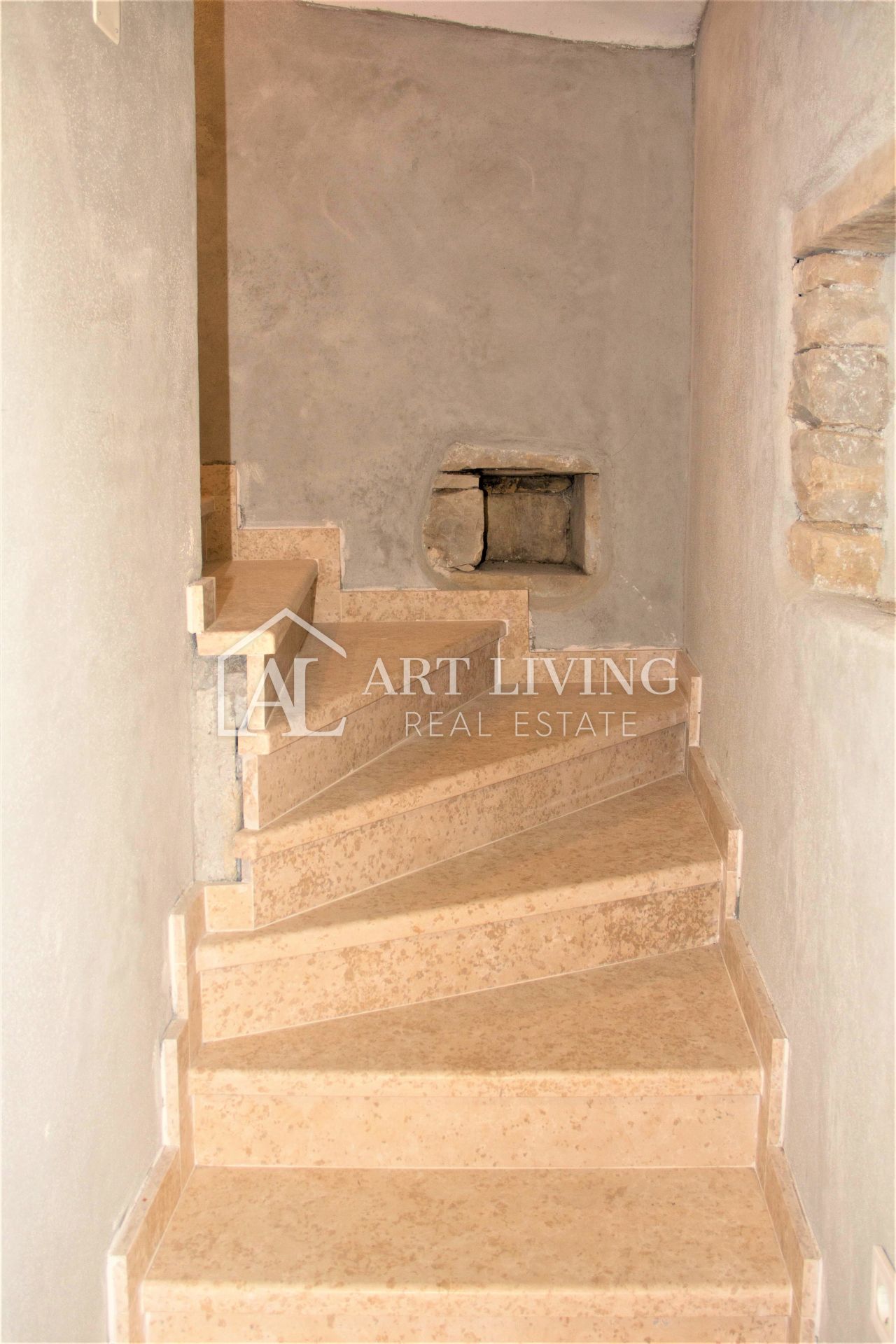 House For sale -  Oprtalj