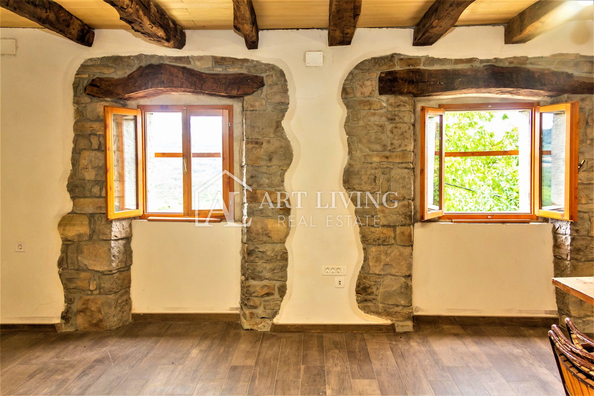 House For sale -  Oprtalj
