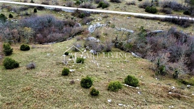 Land For sale -  Oprtalj