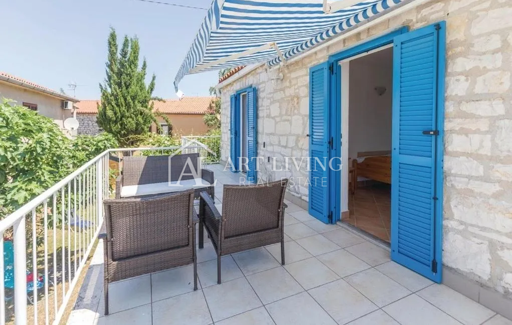 Maison À vendre -  Umag