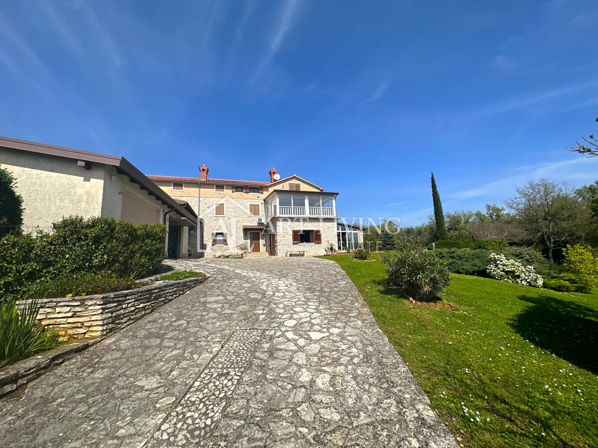 House For sale - Novigrad - foto 1/50