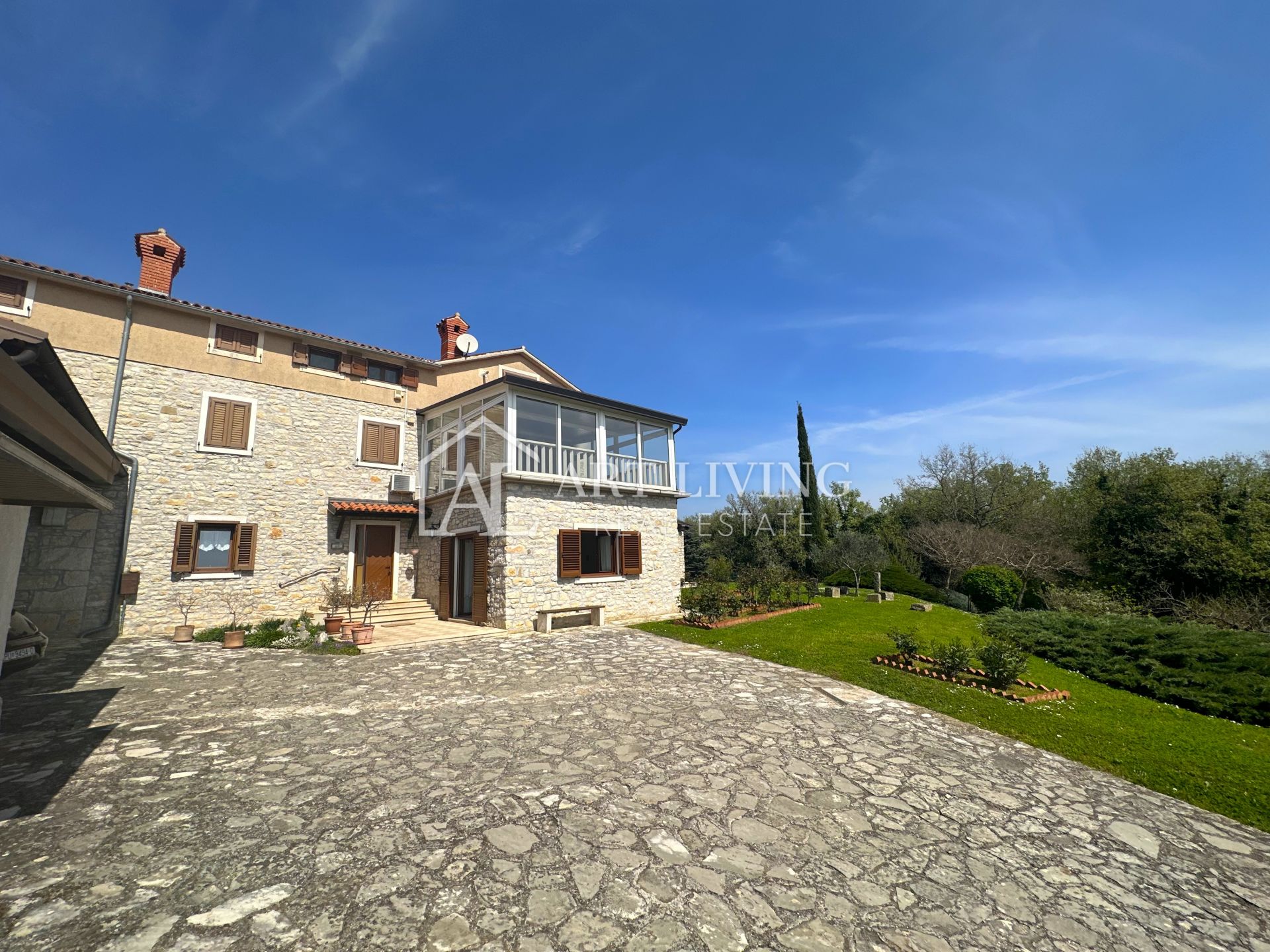 House For sale - Novigrad - foto 2/50
