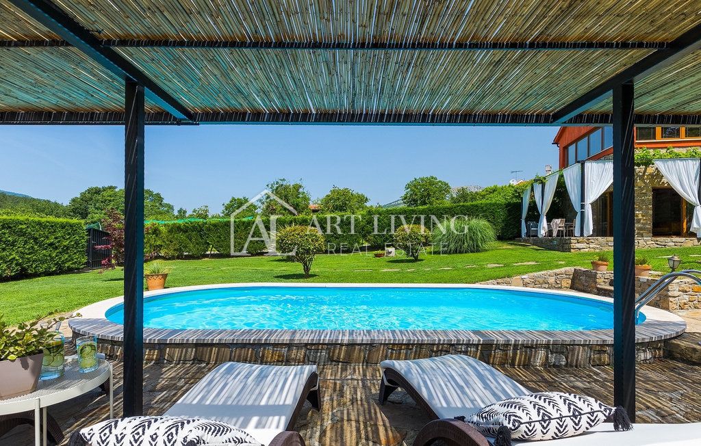 House For sale - Istarska Buzet