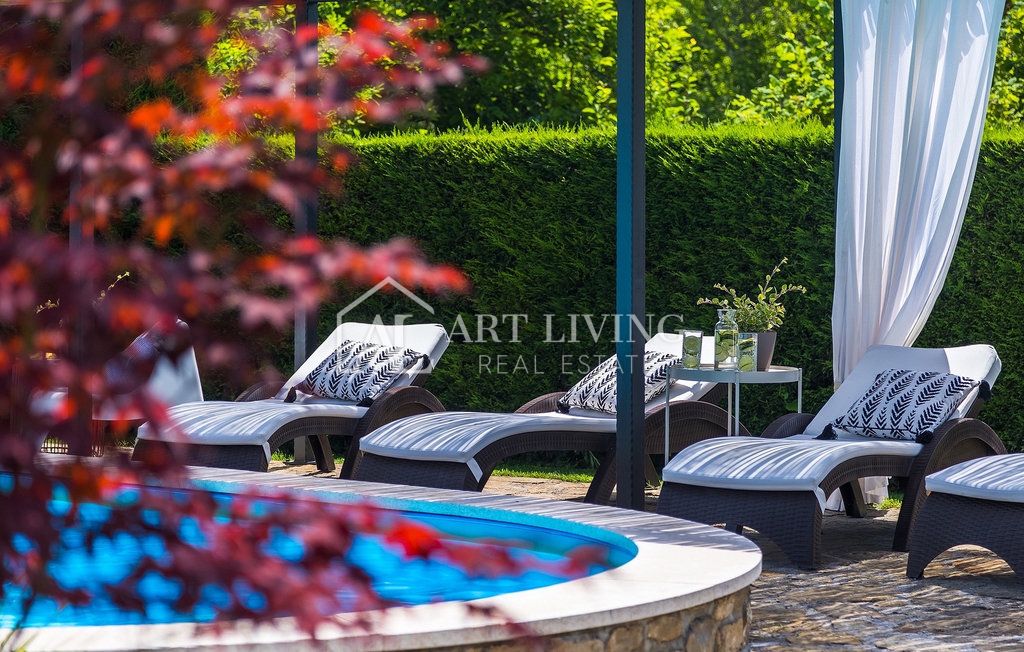 House For sale - Istarska Buzet