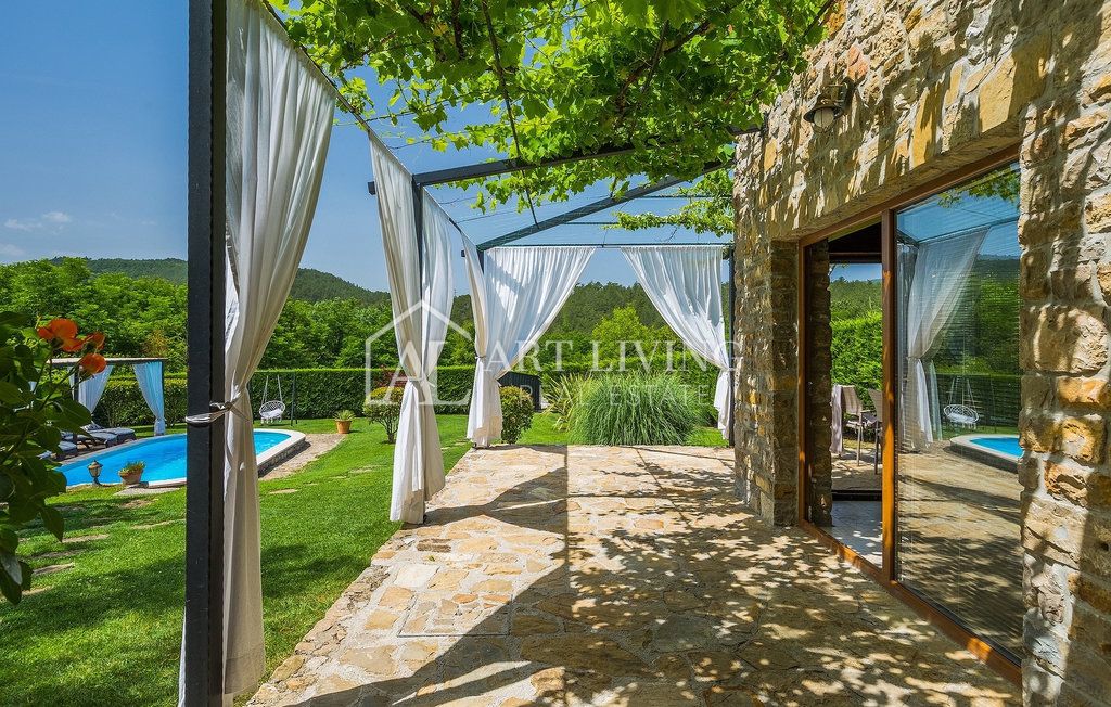House For sale - Istarska Buzet