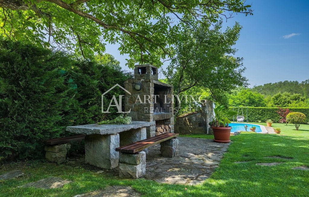 House For sale - Istarska Buzet
