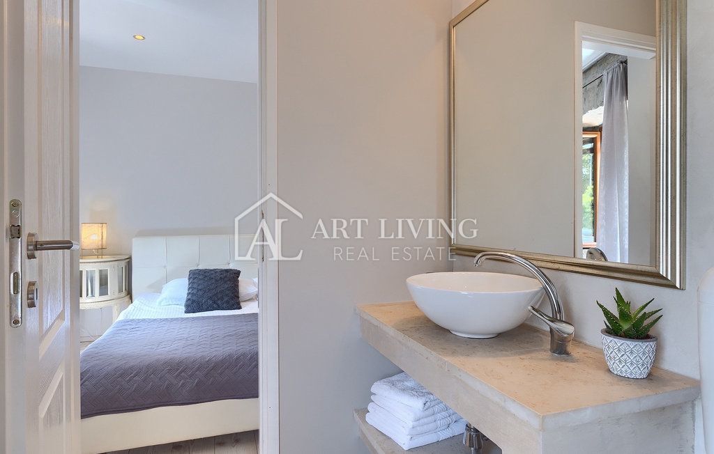 House For sale - Istarska Buzet